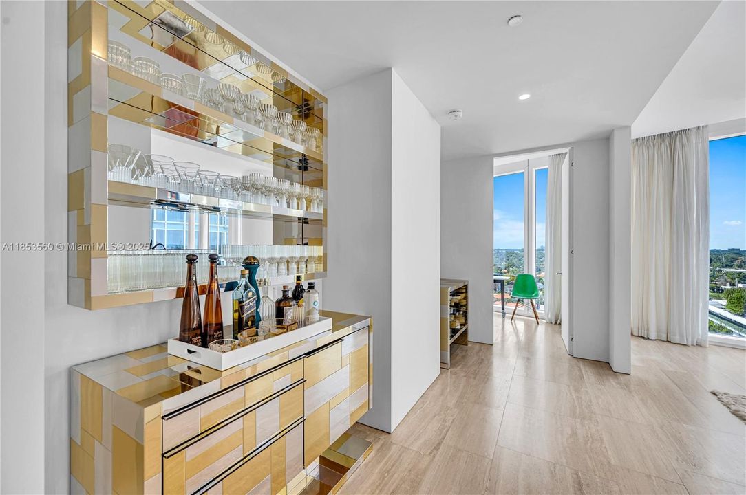 For Sale: $38,000,000 (7 beds, 7 baths, 7387 Square Feet)