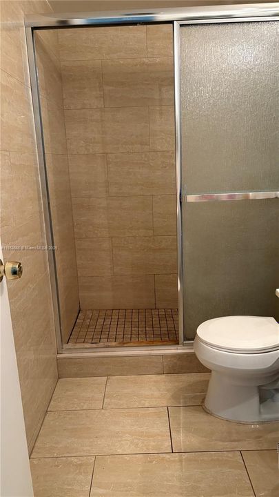 待售: $90,000 (1 贝兹, 1 浴室, 585 平方英尺)