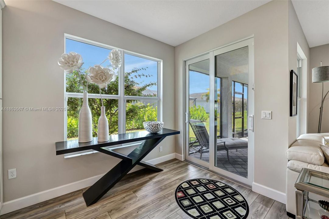 Recently Sold: $750,000 (4 beds, 3 baths, 2358 Square Feet)