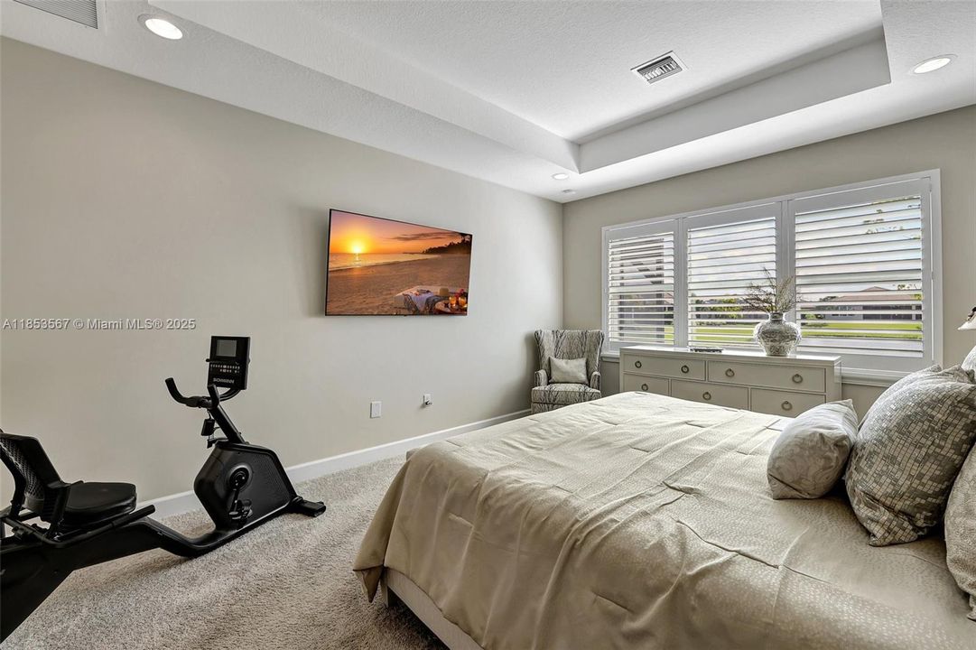 Recently Sold: $750,000 (4 beds, 3 baths, 2358 Square Feet)