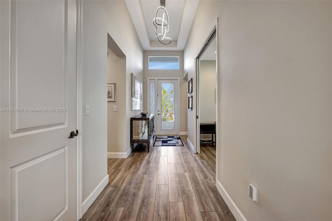 Recently Sold: $750,000 (4 beds, 3 baths, 2358 Square Feet)