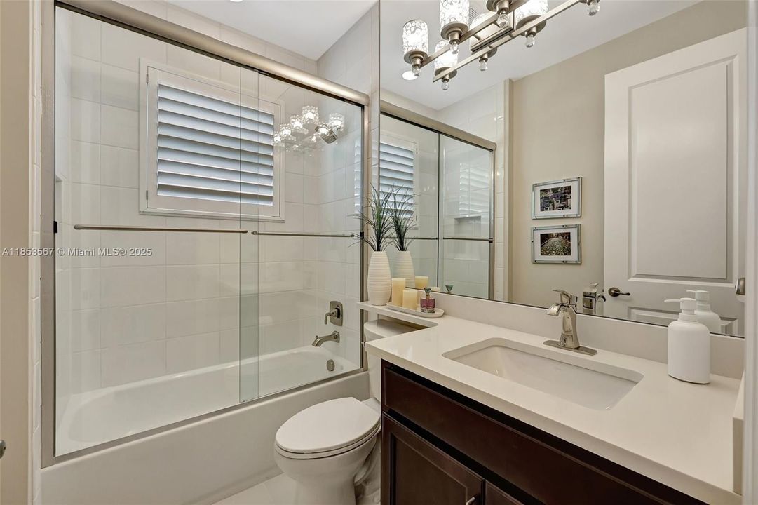 Recently Sold: $750,000 (4 beds, 3 baths, 2358 Square Feet)