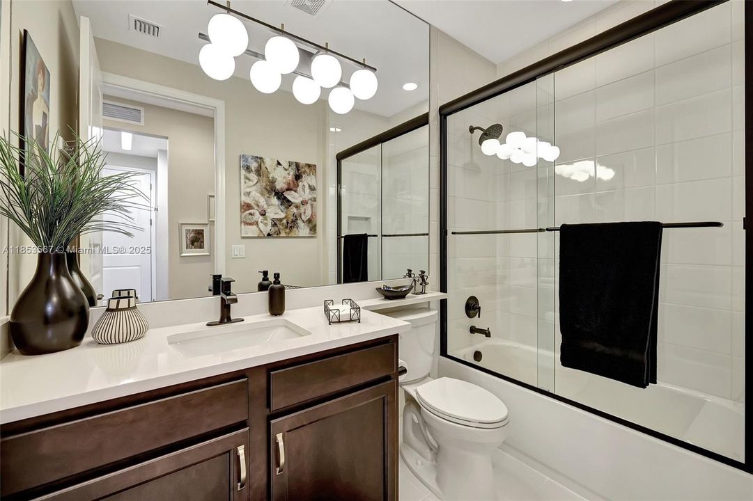 Recently Sold: $750,000 (4 beds, 3 baths, 2358 Square Feet)