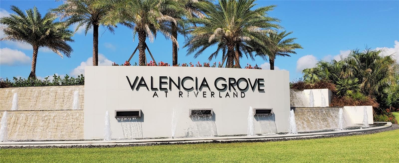 Recently Sold: $750,000 (4 beds, 3 baths, 2358 Square Feet)