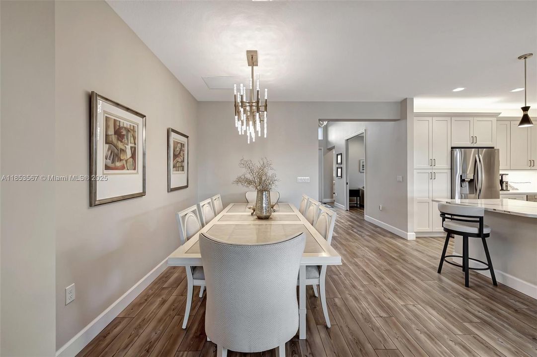 Recently Sold: $750,000 (4 beds, 3 baths, 2358 Square Feet)