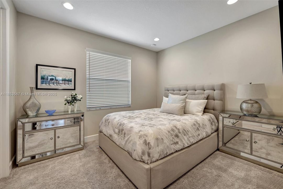 Recently Sold: $750,000 (4 beds, 3 baths, 2358 Square Feet)