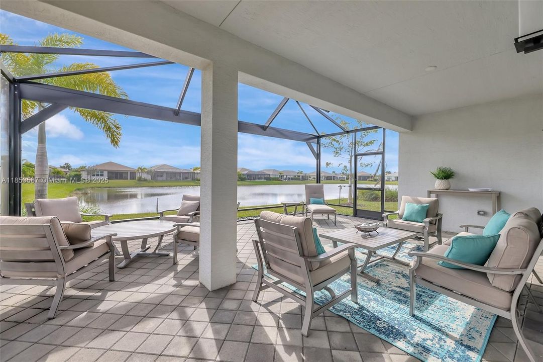 Recently Sold: $750,000 (4 beds, 3 baths, 2358 Square Feet)