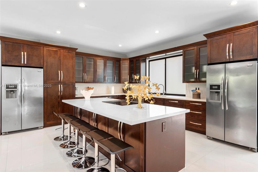 For Rent: $30,000 (10 beds, 11 baths, 5455 Square Feet)