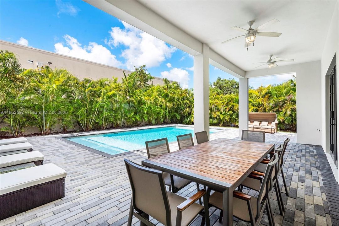 For Rent: $30,000 (10 beds, 11 baths, 5455 Square Feet)