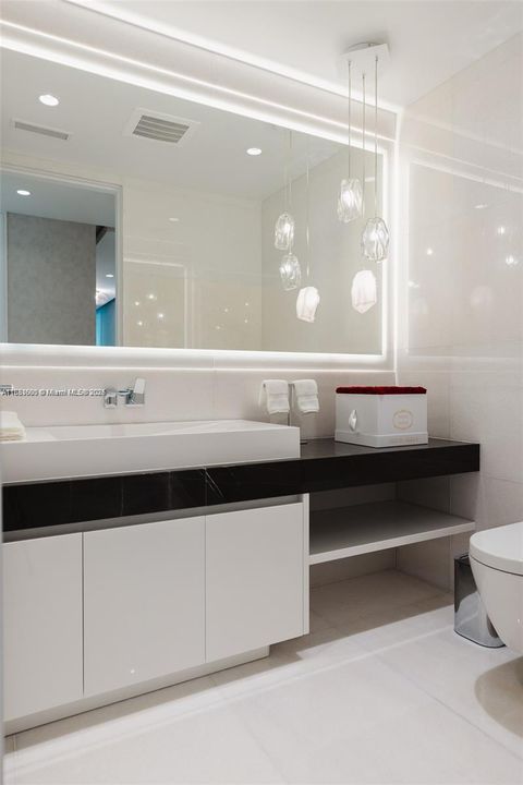 For Rent: $65,000 (4 beds, 5 baths, 4385 Square Feet)