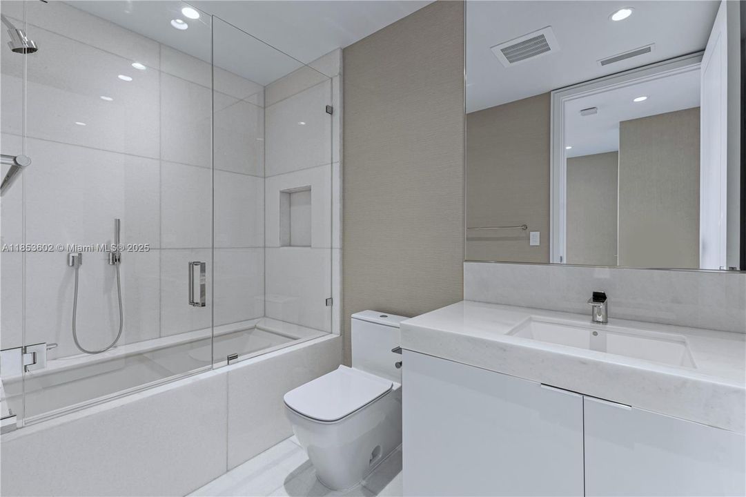 For Rent: $62,000 (4 beds, 4 baths, 4385 Square Feet)