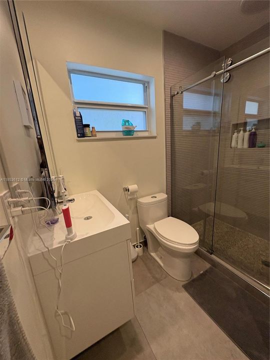 Active With Contract: $1,439,000 (5 beds, 4 baths, 2337 Square Feet)