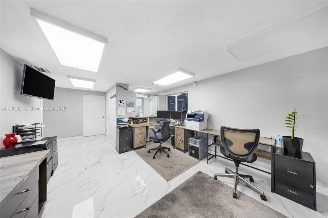 待售: $3,000,000 (0 贝兹, 0 浴室, 0 平方英尺)