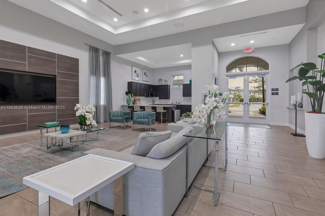 Недавно арендовано: $2,370 (3 спален, 2 ванн, 1483 Квадратных фут)