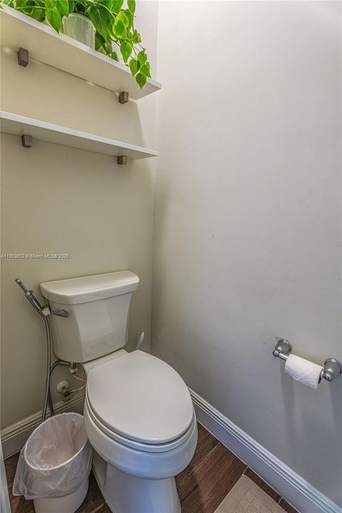 Недавно арендовано: $5,800 (4 спален, 2 ванн, 2501 Квадратных фут)