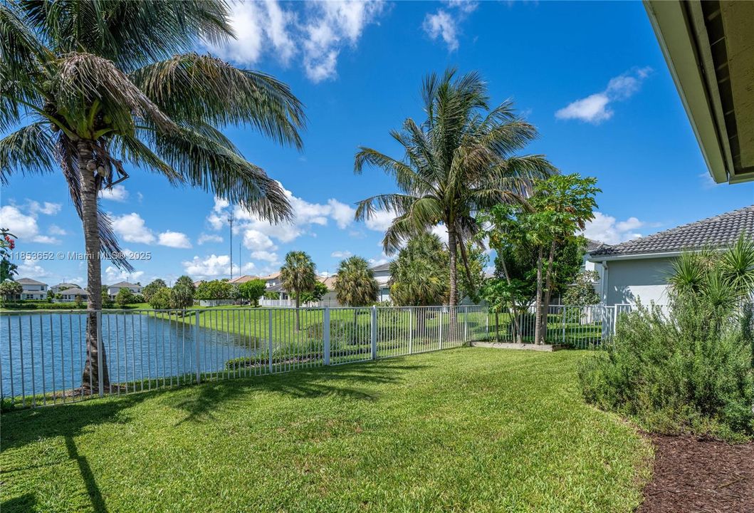 Недавно арендовано: $5,800 (4 спален, 2 ванн, 2501 Квадратных фут)