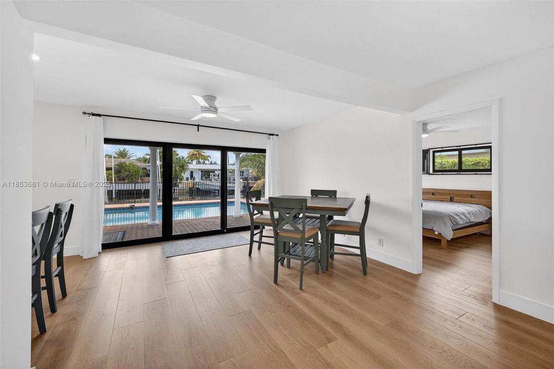 For Sale: $1,488,000 (3 beds, 3 baths, 1627 Square Feet)