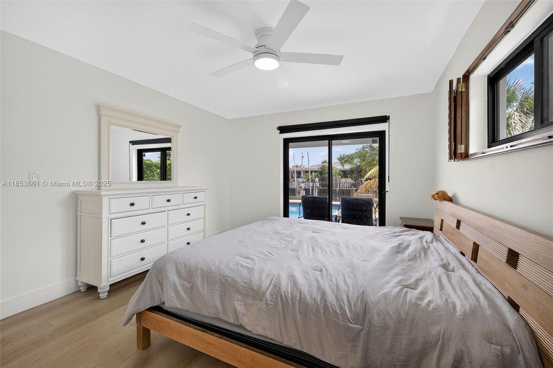 For Sale: $1,488,000 (3 beds, 3 baths, 1627 Square Feet)