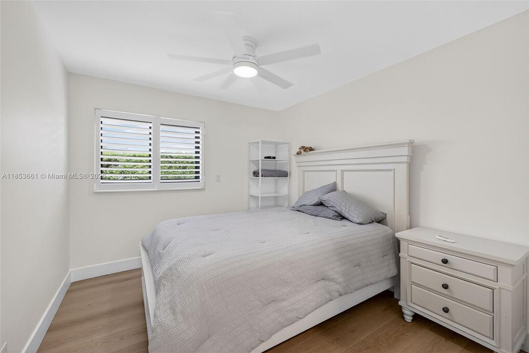 For Sale: $1,488,000 (3 beds, 3 baths, 1627 Square Feet)