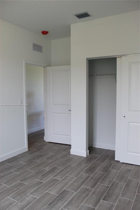 Recently Rented: $3,250 (3 beds, 2 baths, 1757 Square Feet)