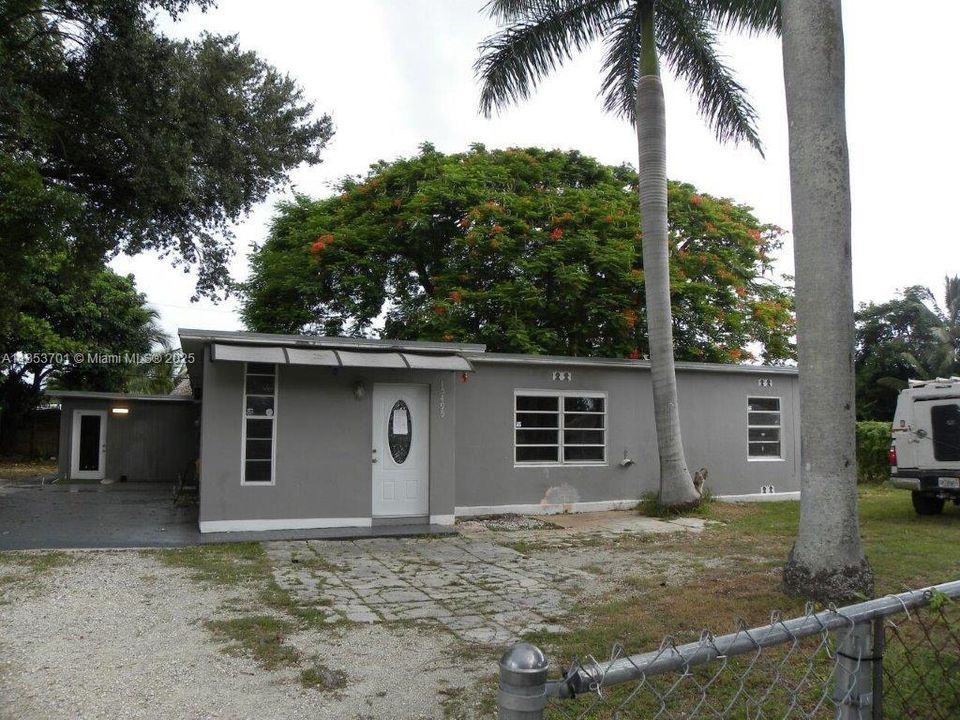 Недавно арендовано: $1,950 (3 спален, 3 ванн, 1156 Квадратных фут)