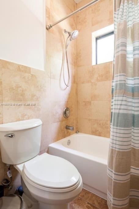 待售: $1,998,000 (6 贝兹, 4 浴室, 3046 平方英尺)