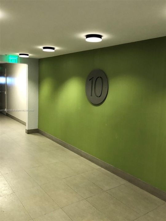 待售: $395,000 (0 贝兹, 0 浴室, 0 平方英尺)