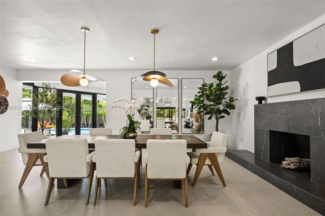 Active With Contract: $3,999,000 (4 beds, 3 baths, 3856 Square Feet)