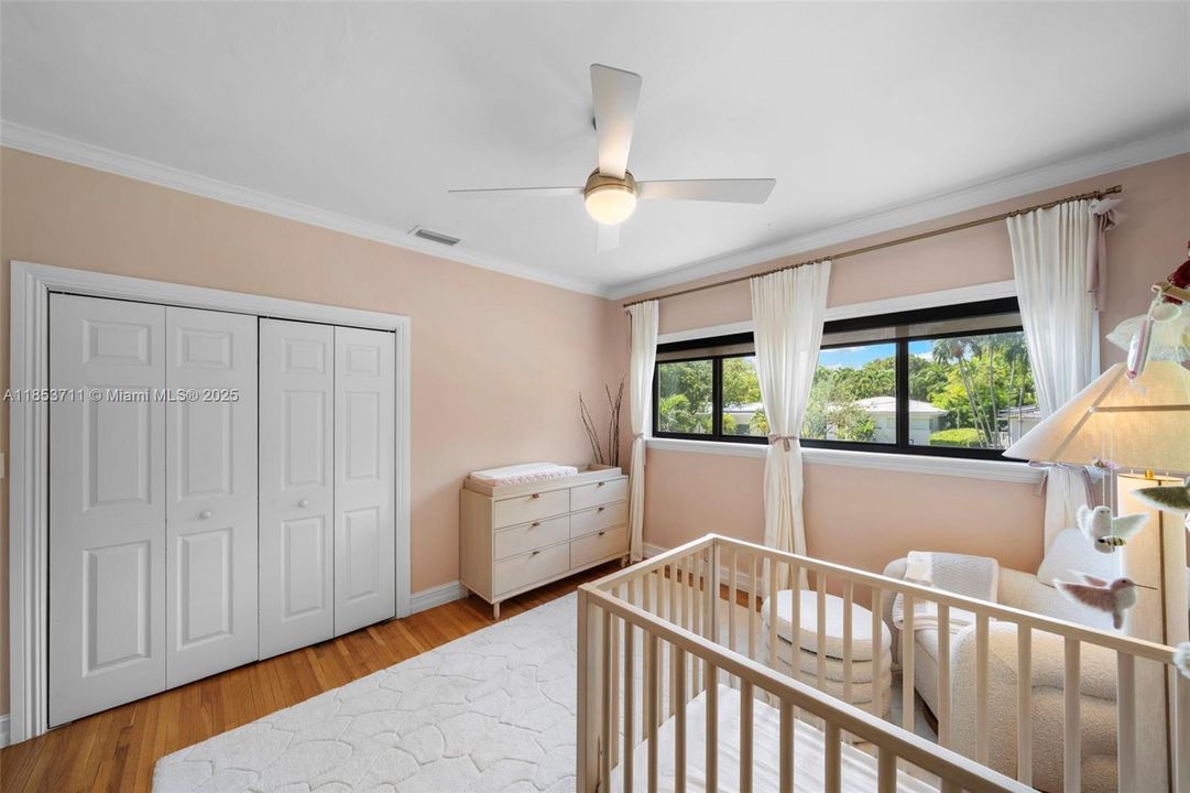 Active With Contract: $3,999,000 (4 beds, 3 baths, 3856 Square Feet)