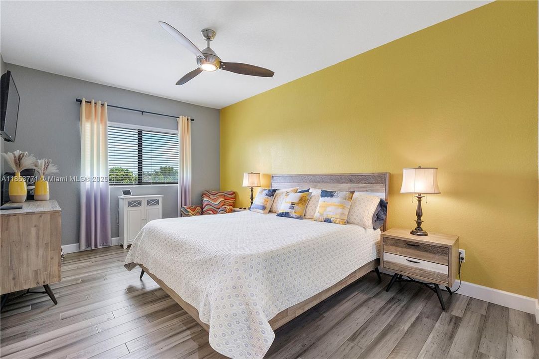 Recently Sold: $519,900 (3 beds, 2 baths, 1303 Square Feet)