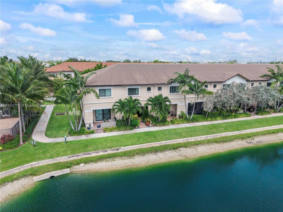 Recently Sold: $519,900 (3 beds, 2 baths, 1303 Square Feet)