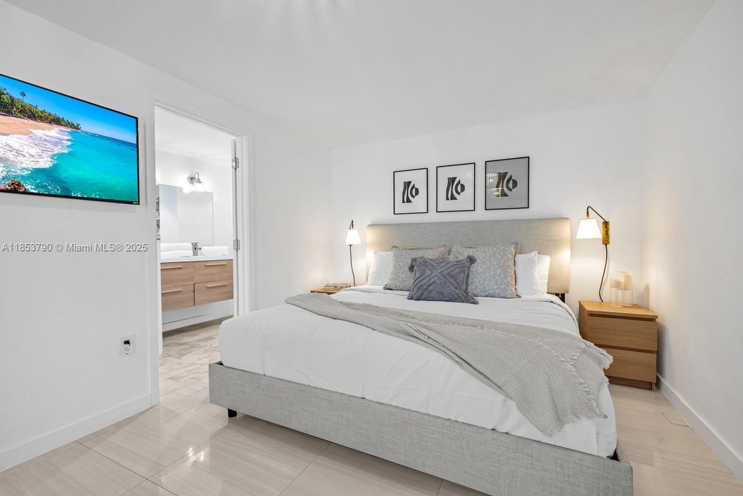 待售: $1,200,000 (4 贝兹, 3 浴室, 1838 平方英尺)