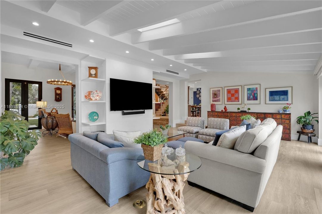 На продажу: $8,999,000 (4 спален, 4 ванн, 3451 Квадратных фут)