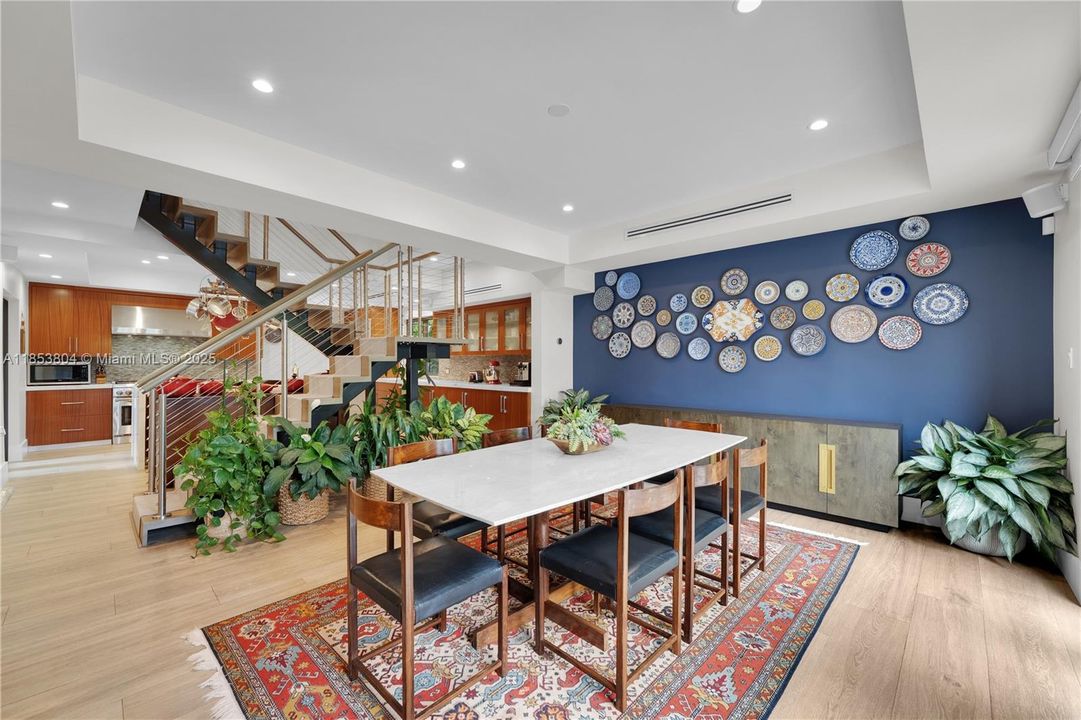 На продажу: $8,999,000 (4 спален, 4 ванн, 3451 Квадратных фут)