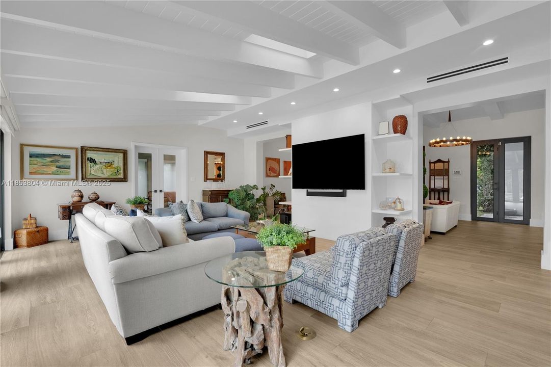 На продажу: $8,999,000 (4 спален, 4 ванн, 3451 Квадратных фут)