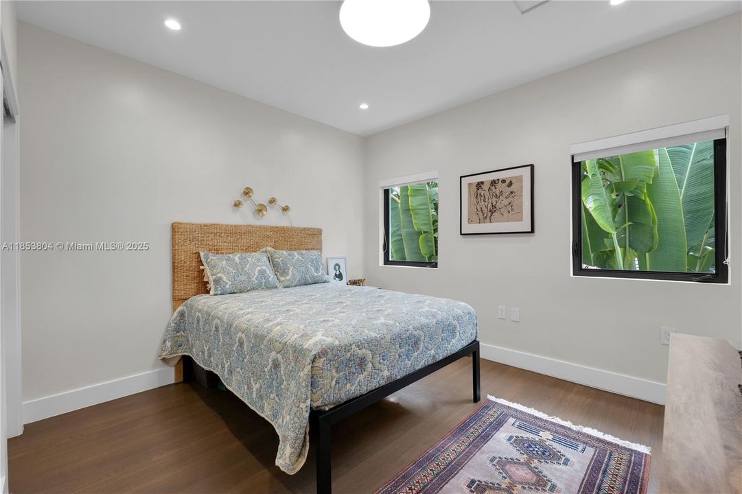 На продажу: $8,999,000 (4 спален, 4 ванн, 3451 Квадратных фут)