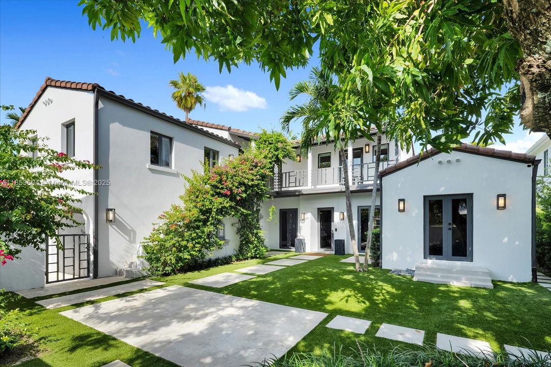 На продажу: $8,999,000 (4 спален, 4 ванн, 3451 Квадратных фут)