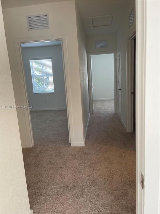 Недавно арендовано: $2,850 (3 спален, 2 ванн, 1712 Квадратных фут)