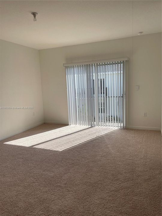 Недавно арендовано: $2,850 (3 спален, 2 ванн, 1712 Квадратных фут)