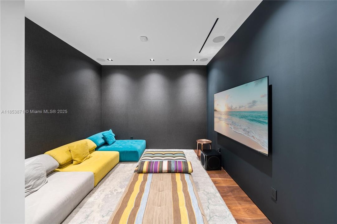 待售: $12,900,000 (6 贝兹, 6 浴室, 6521 平方英尺)