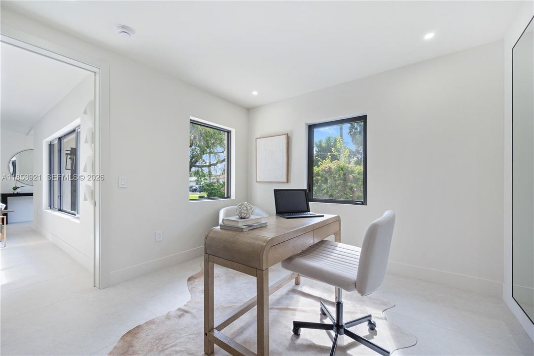 Bedroom 4 / Office