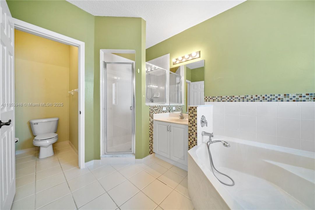 Недавно арендовано: $2,500 (2 спален, 2 ванн, 1431 Квадратных фут)