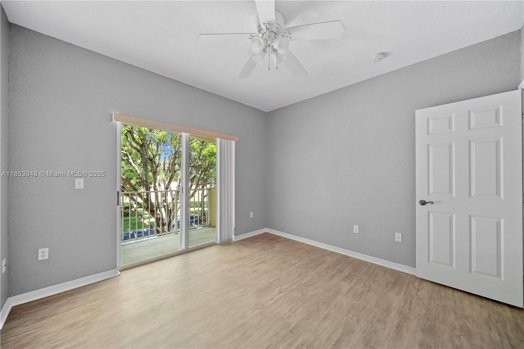 Недавно арендовано: $2,500 (2 спален, 2 ванн, 1431 Квадратных фут)