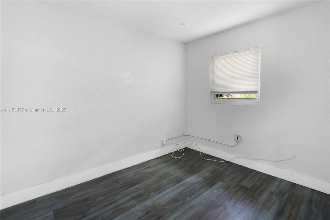 На продажу: $2,400,000 (0 спален, 0 ванн, 0 Квадратных фут)