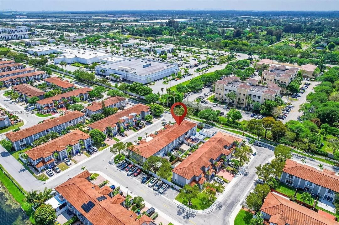 合同活跃: $490,000 (3 贝兹, 2 浴室, 1518 平方英尺)