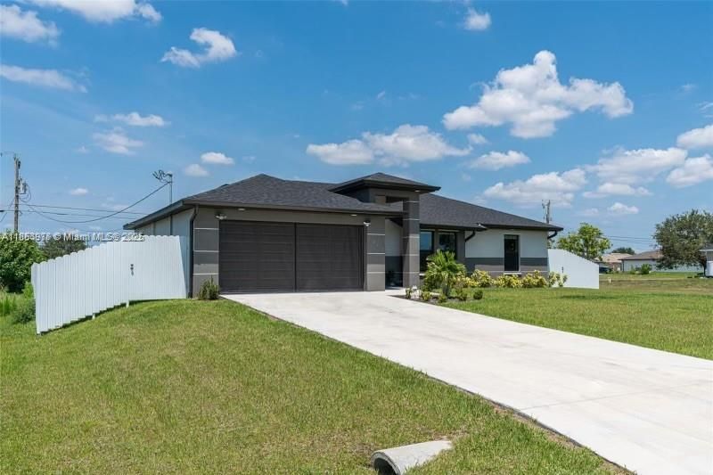 出租: $2,150 (3 贝兹, 2 浴室, 0 平方英尺)