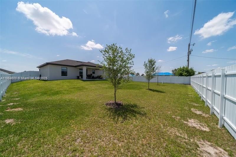 出租: $2,150 (3 贝兹, 2 浴室, 0 平方英尺)