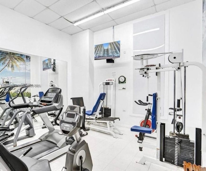 Недавно продано: $395,000 (2 спален, 2 ванн, 1360 Квадратных фут)