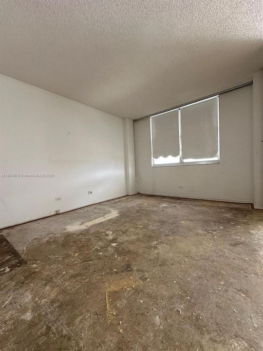 Недавно продано: $395,000 (2 спален, 2 ванн, 1360 Квадратных фут)