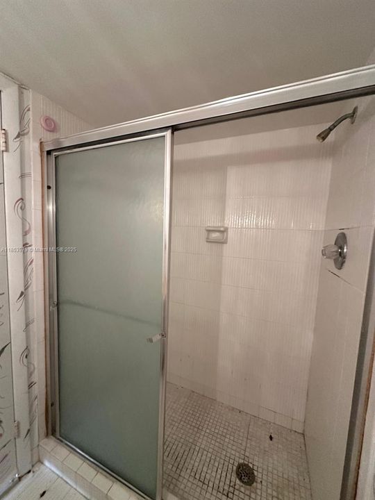 Недавно продано: $395,000 (2 спален, 2 ванн, 1360 Квадратных фут)